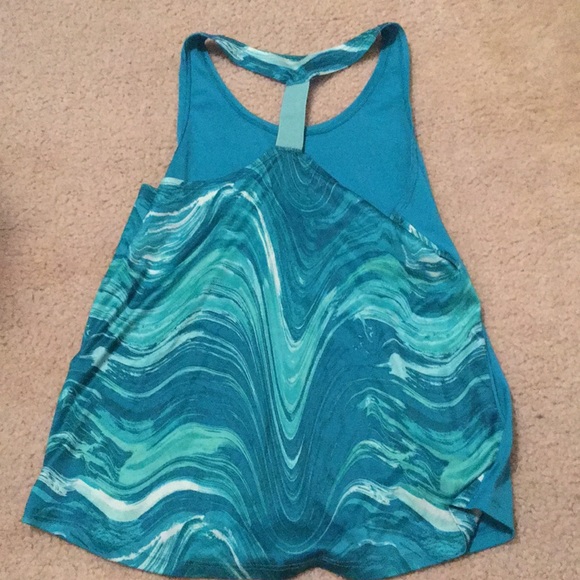 Blue under armor tank - Picture 2 of 3
